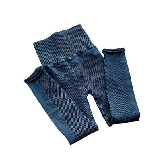 FP MOVEMENT Happiness Runs Leggings - Picture 2 of 12